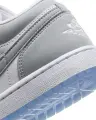 Кросівки жіночі Nike AIR JORDAN 1 LOW сіро-білі DC0774-105
