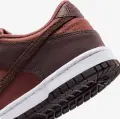 Кросівки підліткові Nike DUNK LOW SE (GS) коричневі HQ9293-200