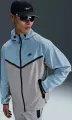 Вітровка Nike TECH WOVEN WINDRUNNER сіро-блакитна HV6514-012