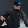 Вітровка для бігу жіноча Nike TEMPO FLASH REPEL чорна HV2985-010