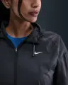 Вітровка для бігу жіноча Nike TEMPO REPEL чорна HV5769-010