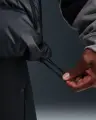 Жилетка Nike WINDRUNNER STATEMENT черная HV1480-010