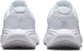 Кроссовки беговые женские Nike REVOLUTION 8 белые HJ8485-101