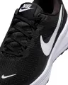 Кросівки бігові жіночі Nike REVOLUTION 8 чорно-білі HJ8485-001