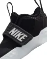 Кросівки дитячі Nike TEAM HUSTLE D 12 (TD) чорно-білі HF6281-002