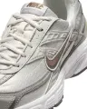 Кроссовки женские Nike INITIATOR бежево-коричневые IB4339-001