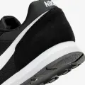 Кросівки жіночі Nike MD RUNNER 2 чорно-білі 749869-018