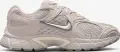 Кросівки жіночі Nike V5 RNR світло-коричневі II6294-201