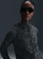 Куртка для бігу жіноча Nike SWIFT DRI-FIT темно-сіро-чорна IB5844-010