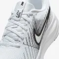 Кроссовки беговые женские Nike RUN DEFY бело-черные HM9593-101