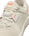 Кроссовки для тренировок женские Nike METCON 10 бежево-оранжевые HQ2620-101