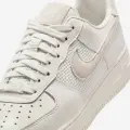 Кроссовки женские Nike AIR FORCE 1 '07 бежевые IQ0275-030