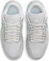 Кроссовки женские Nike AIR JORDAN 1 LOW SE светло-серо-зеленые IH3369-077