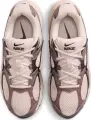 Кроссовки женские Nike V5 RNR SE светло-розово-коричневые IO0464-600