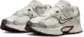 Кроссовки женские Nike V5 RNR бежево-серебряно-коричневые HQ7901-102