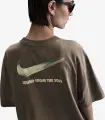 Футболка женская Nike SPORTSWEAR OVERSIZED коричневая HF9691-214