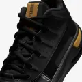 Кроссовки Nike JORDAN MAX AURA 7 черно-золотые HQ2091-007