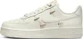 Кросівки жіночі Nike AIR FORCE 1 '07 LX молочні FV3654-111