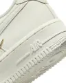 Кросівки жіночі Nike AIR FORCE 1 '07 LX молочні FV3654-111