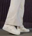 Кросівки жіночі Nike AIR FORCE 1 '07 LX молочні FV3654-111