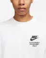 Футболка Nike SPORTSWEAR AUTHORIZED PERSONNEL біла DM6427-100