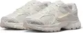 Кросівки жіночі Nike V5 RNR кремові IQ0276-030