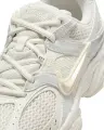 Кросівки жіночі Nike V5 RNR кремові IQ0276-030