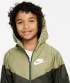 Ветровка подростковая Nike SPORTSWEAR WINDRUNNER LOOSE HIP-LENGTH оливково-светло-зеленая 850443-326