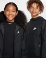 Ветровка подростковая Nike SPORTSWEAR WINDRUNNER REPEL черная FZ5516-010