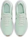 Кроссовки беговые женские Nike REVOLUTION 7 светло-зелено-серебряные FB2208-303