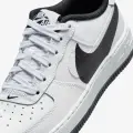 Кросівки підліткові Nike AIR FORCE 1 LV8 4 (GS) біло-чорні FQ4118-100
