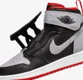 Кросівки підліткові Nike AIR JORDAN 1 HI FLYEASE (GS) сіро-чорно-червоні DC7986-010