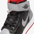 Кросівки підліткові Nike AIR JORDAN 1 HI FLYEASE (GS) сіро-чорно-червоні DC7986-010