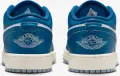 Кросівки підліткові Nike AIR JORDAN 1 LOW SE (GS) синьо-білі FN9137-141