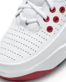 Кроссовки подростковые Nike JORDAN MAX AURA 5 (GS) бело-красно-черные DZ4352-101