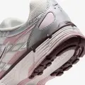 Кросівки жіночі Nike P-6000 світло-рожево-бежево-сірі IM6026-121