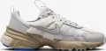 Кроссовки женские Nike V2K RUN GORE-TEX WATERPROOF светло-серо-бежевые FZ2622-002