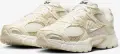 Кросівки жіночі Nike V5 RNR SE жовто-білі IO0464-101