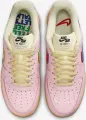 Кросівки Nike AIR FORCE 1'07 світло-рожеві DX2667-600