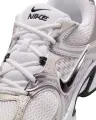 Кросівки Nike V5 RNR світло-сіро-срібні HJ5228-104