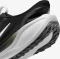 Кросівки бігові жіночі Nike PEGASUS EASYON чорно-білі FQ7844-002