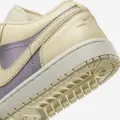 Кроссовки женские Nike AIR JORDAN 1 LOW SE бежево-фиолетовые IH4110-104