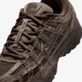 Кросівки жіночі Nike P-6000 SE темно-коричневі IH4451-200