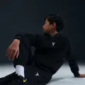 Спортивні штани підліткові Nike KOBE THERMA-FIT чорно-білі HJ1015-010