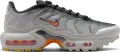Кросівки підліткові Nike AIR MAX PLUS (GS) сіро-чорно-оранжеві CD0609-050