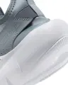 Кроссовки беговые подростковые Nike FLEX RUNNER 4 (GS) серые IF2893-004