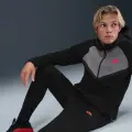 Спортивні штани Nike TECH FLEECE чорно-червоні IH4303-010