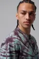 Футболка Nike JORDAN BROOKLYN TIE-DYE FESTIVAL зелено-фиолетовая IF3150-342