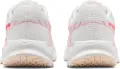 Кросівки бігові жіночі Nike RUN DEFY біло-рожево-жовтогарячі HM9593-108