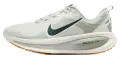 Кроссовки Nike VOMERO 18 светло-зелено-серебряные HM6803-020